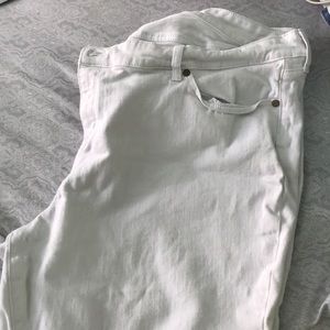 White Boyfriend Jeans